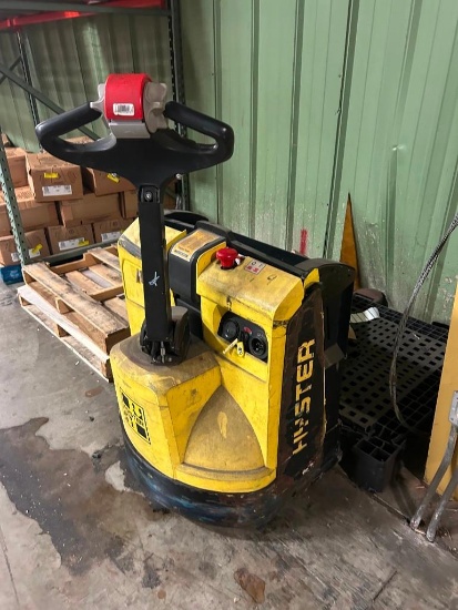 Hyster Electric Pallet Jack (INOPERABLE)