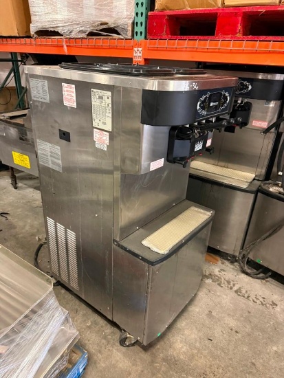 Taylor C712 Soft Serve Ice Cream Machine