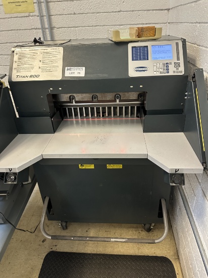 Titan 200 Hydraulic Programable Paper Cutter