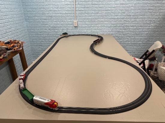 Ho Scale Santa Fe Train Set With Track Complete Oval Layout