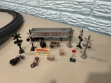 Ho Scale Railroad Accessories & Traffic Signals Lot Crossings, Signs & More