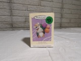 Hallmark 1995 Garden Club Ornament Squirrel With Tulips New Collectors Series