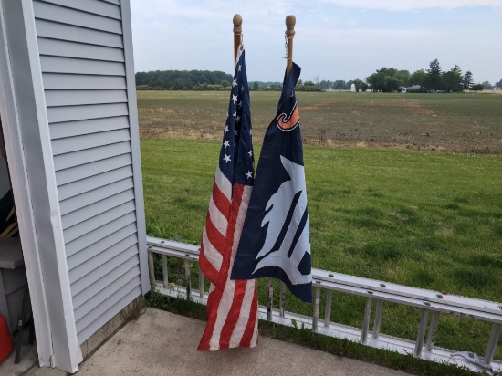U.S. Flag & Detroit Tigers Flag (Combo Lot)