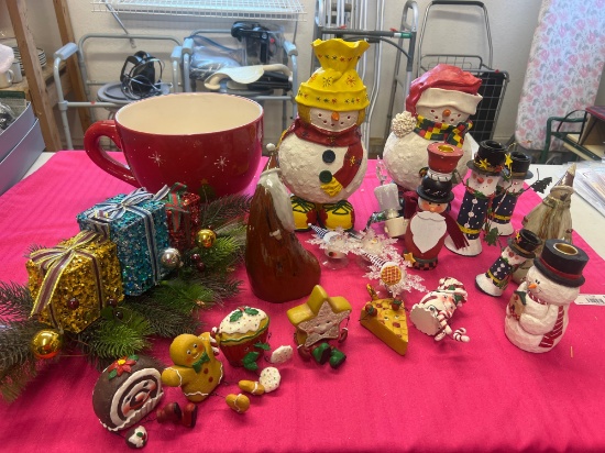 Snowman Decor & Christmas Figurines