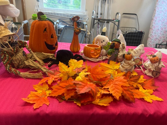 Halloween Decor Assortment