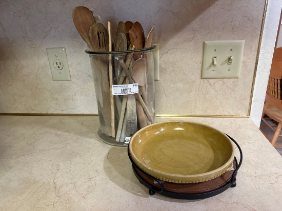 Wood Kitchen Utensils in Glass Jar, Cook-In Ware Pie Plate & Stand