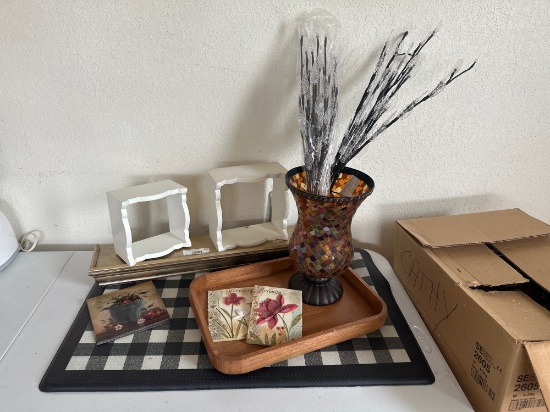 Home Decor, Shelving, Vase, misc