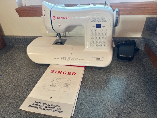 Singer One Plus Sewing Machine with Manual