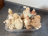 Snowfolk Figurines  All White Theme