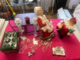 Christmas Decor & Collectibles