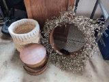 Primitive bucket with Lid, Rustic Wreath, Basket