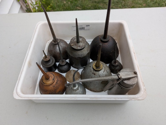 Assorted Vintage Oil Cans