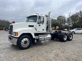 2008 MACK PINNACLE CHU13 DAY CAB TRUCK
