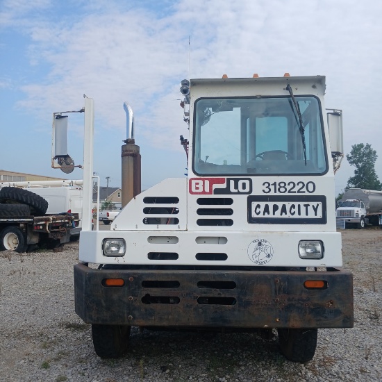 CAPACITY SPOTTER TRUCK