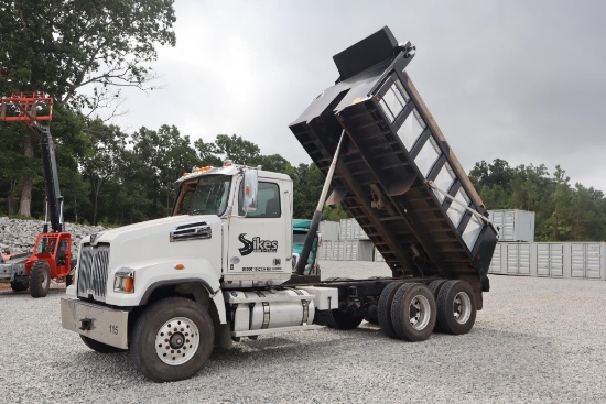 2022 Western Star 4700sf Dump Truck