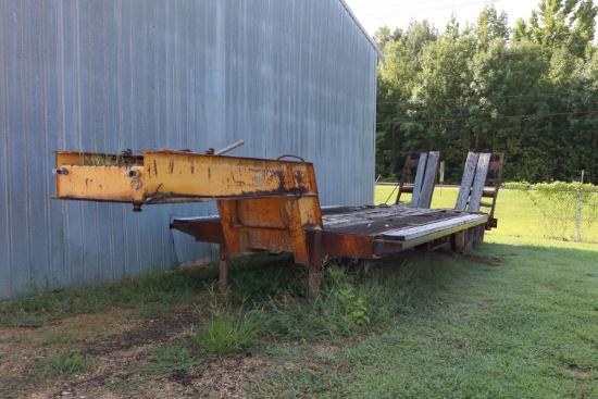 1973 HYSTER LOWBOY TRAILER - COUNTY OWNED - HENDERSON, TN