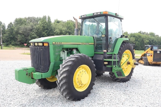 1995 JOHN DEERE 8300 MFWD TRACTOR