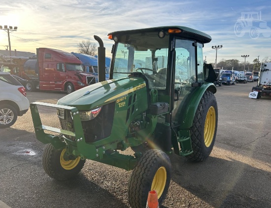 2024 JOHN DEERE 5067E TRACTOR - COVINGTON, TN