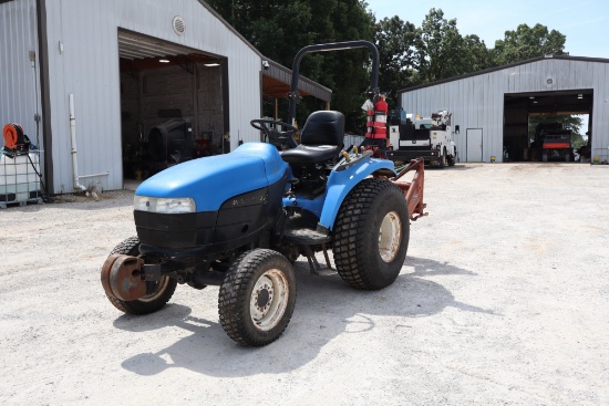NEW HOLLAND TC290 TRACTOR- TRACTOR ONLY!