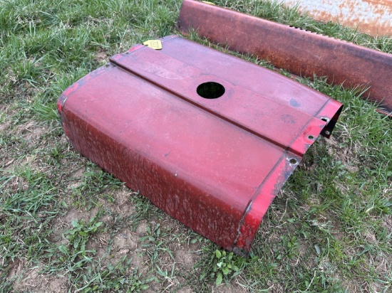 International 06/56 Rear Center Hood