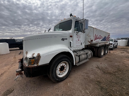 1999 International Water Truck 207