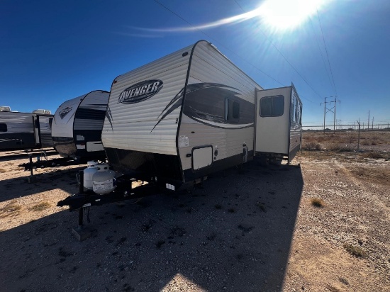 2018 PRIME TIME AVENGER 31DBS 570