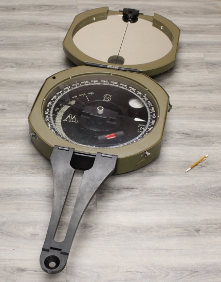 Large USMC Training Compass (DL)