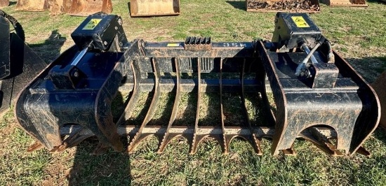 Cat 84" Grapple Heavy Duty Bucket