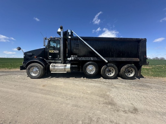 2015 Kenworth T800  Tri-Axle