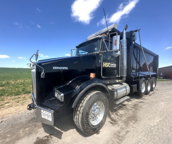 2015 Kenworth T800  Tri-Axle