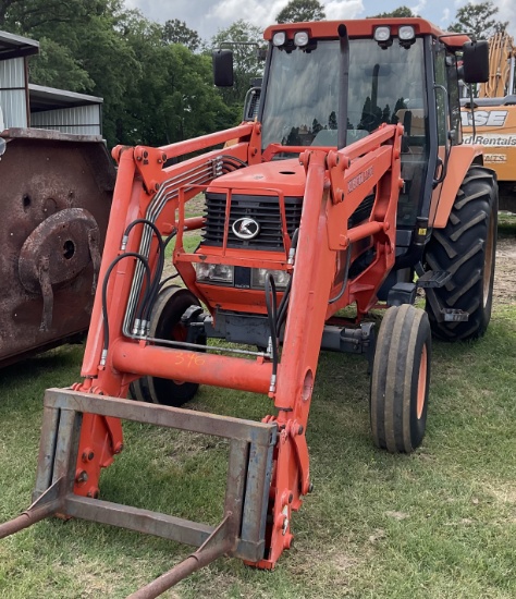 Kubota M110 2WD