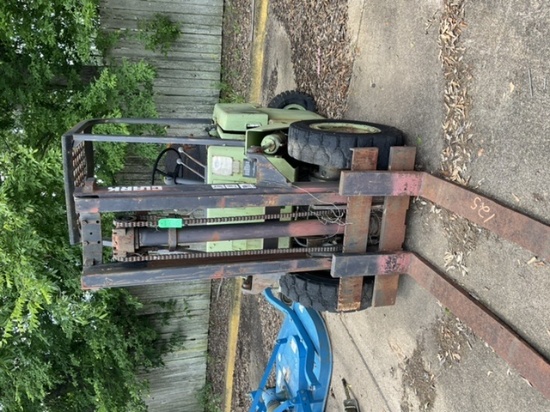 Forklift