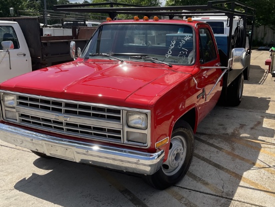 Welding truck