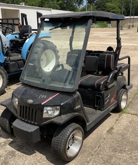 Golf cart