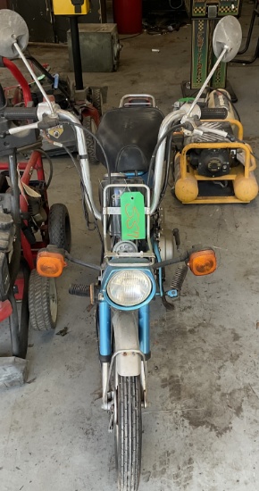 Yamaha motor bike