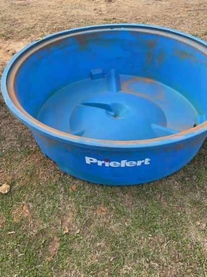 120 Gallon New Water Trough