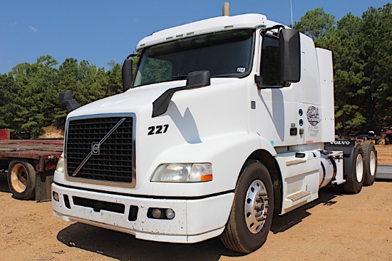 2015 Volvo Semi
