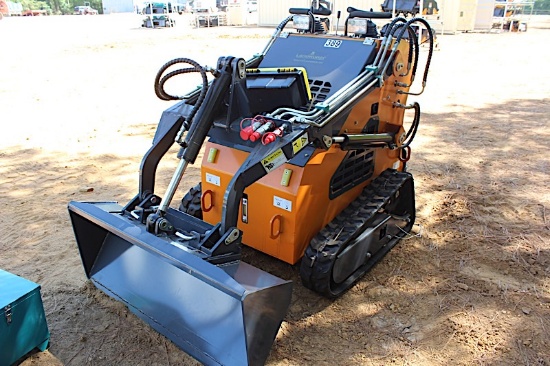 Land Honor Mini Skidsteer