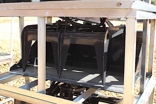 Mini Skidsteer Grapple Bucket
