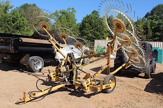 Vermeer Hydraulic 8 Wheel Hay Rake