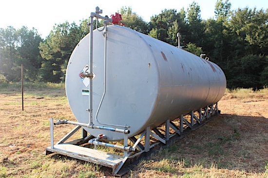 10,000 Gallon Diesel Fuel Tank on Skids