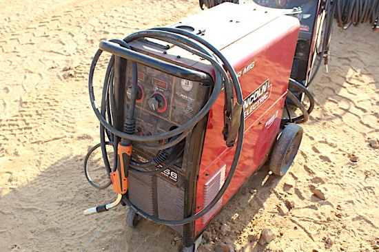 Lincoln Electric 256 Wire Welder