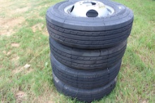 ST 235/80/ R16