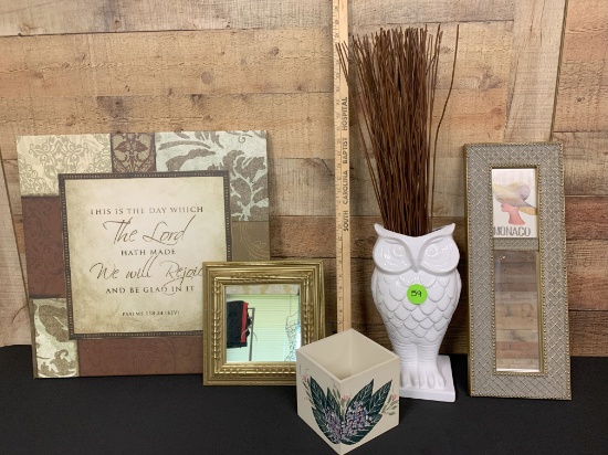 Miscellaneous Decoration Owl, Psalms