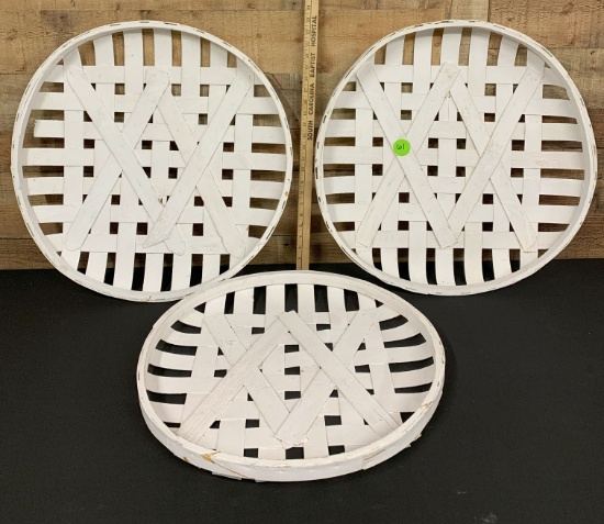 Lot of 3 Round White Tobacco Style Baskets