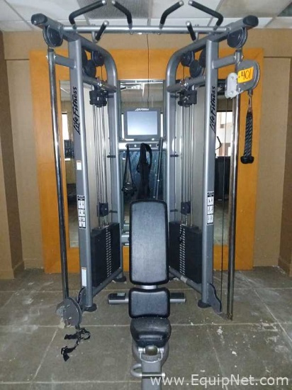 Life Fitness Multifunctional Weight Trainer Signature Series CMDAP
