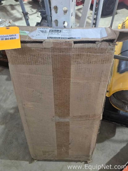 New In Box Siemens Main Lug Load Center