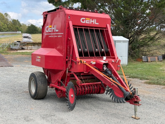 Gehl 2480 Round Baler