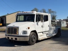 2003 Freightliner Sportchassis