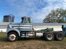 1986 White Day Cab
